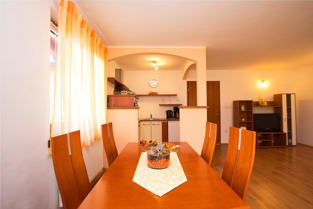 Apartments Matelici Divšići Oda fotoğraf